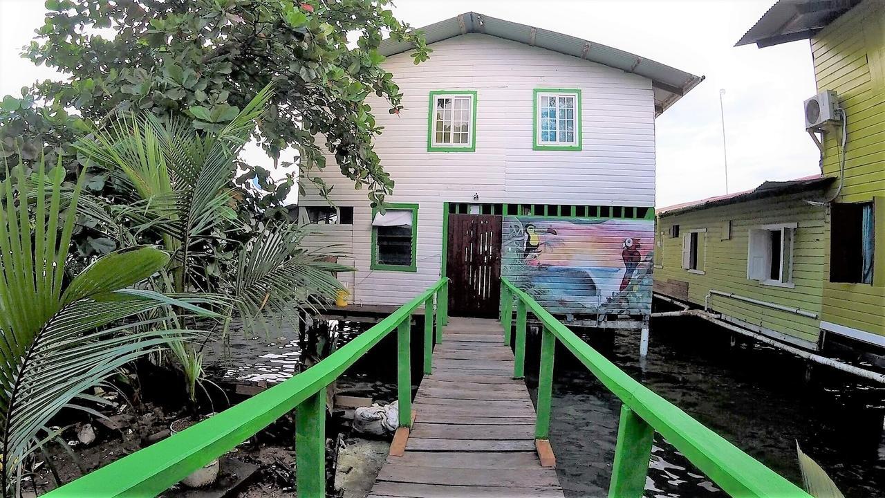 Hostal Green Coast Carenero Island Buitenkant foto
